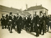 Voyage de G. Clemenceau à Montaigu et à  la Roche sur Yon - "le Ministre s'entretenant avec Monsieur Branet, préfet de la Vendée"